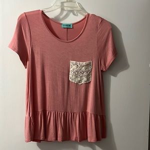 Short sleeve pink top, lace pocket, ruffle hem, faux button up back